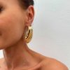 Ins stytle liquid pleated earrings，Minimalist glossy design