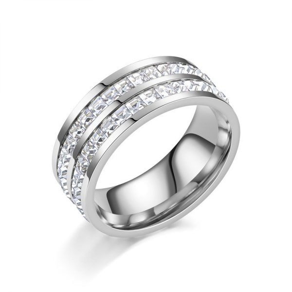High-end light luxury full-star diamond ring female 18K non-fading titanium steel zircon couple ring hand jewelry