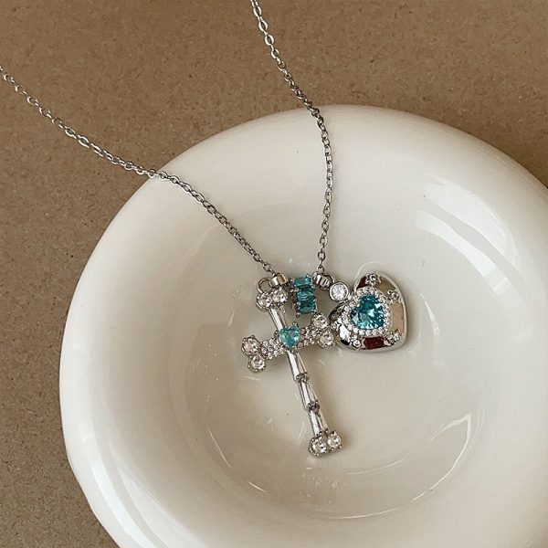 French Hot Girl Ice Blue Love Cross Pendant Necklace Women's Sweet Cool Collarbone Chain