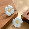 Exquisite And Fashionable Small Fragrance Flower Stud Earrings Women's High-end Light Luxury Sweet Silver Needle Earrings