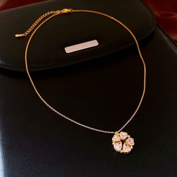 Real Gold Stone Flower Pendant Necklace Light Luxury Fashion Clavicle Chain Simple And Versatile