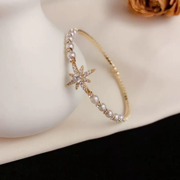 Retro Eight-Pointed Star Pearl Bracelet Exquisite Light Luxury Versatile Opening Adjustable