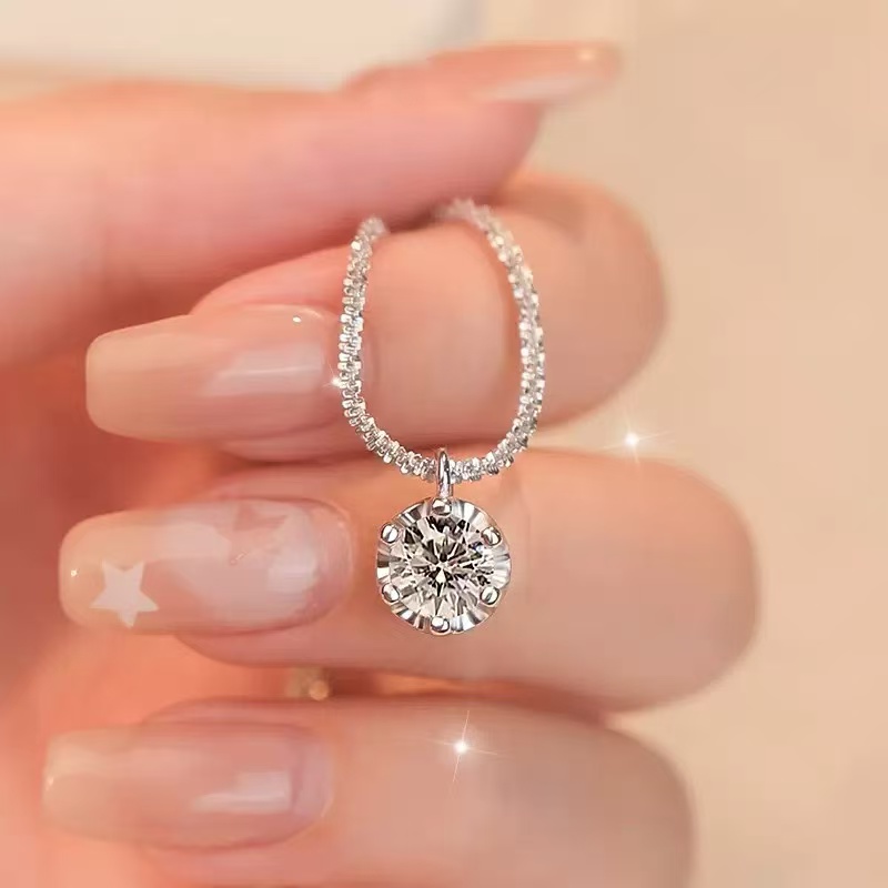 Full Of Stars Necklace Mosang Stone Diamond Pendant Exquisite Non-fading Light Luxury And High-end