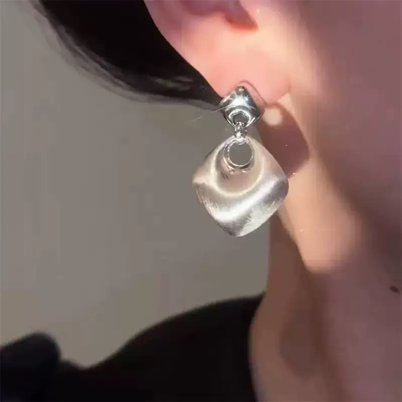 Geometric Brushed Earrings Architectural Sense Diamond-Shaped Structure Titanium Steel Brushed Technology